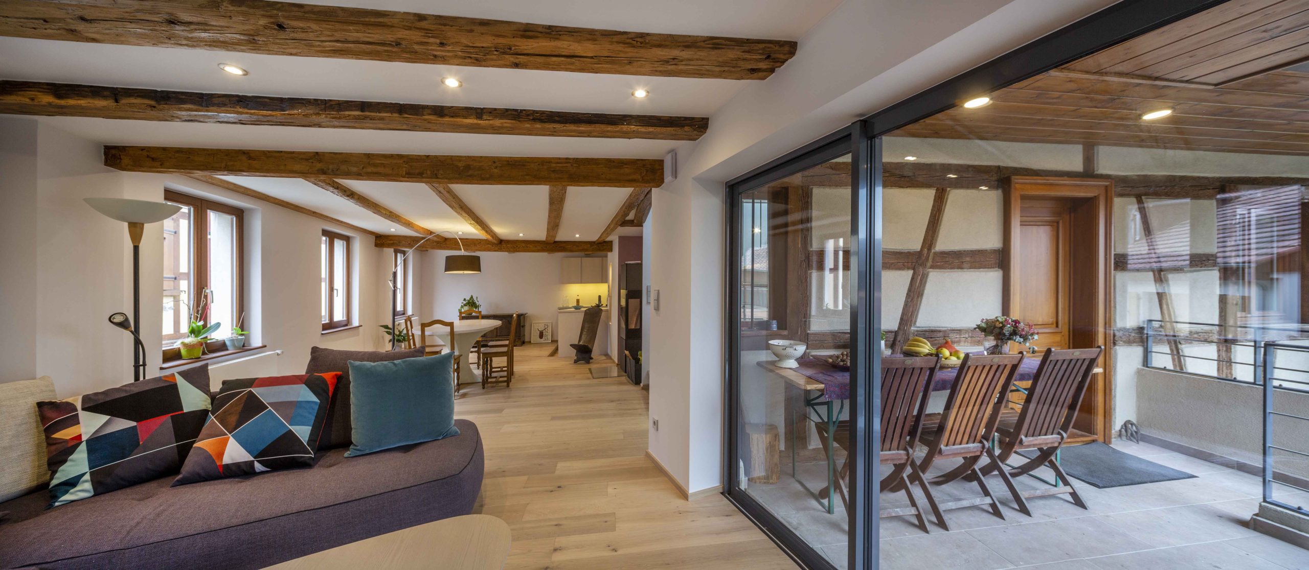 INDEX_Réhabilitation d'un logement situé dans un corps de ferme 2018_projet réhabilitation d'un logement situé dans un corps de ferme_salon